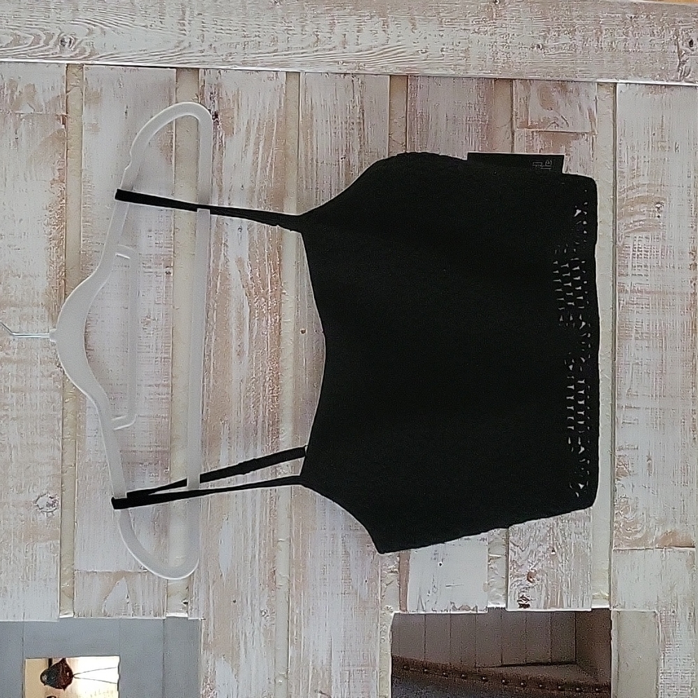NWT knitted/crocheted crop top - Picture 1 of 6